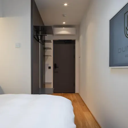 Hotel Dunten *